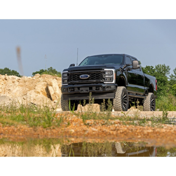 Kit de Ridicare, Rough Country Benzină Lift 6 Inch, Ford F-250 / F-350 2023 - Prezent - EDK.ro