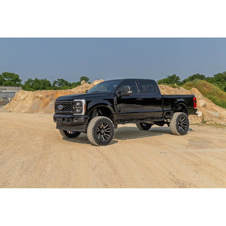 Kit de Ridicare, Rough Country Benzină Lift 6 Inch, Ford F-250 / F-350 2023 - Prezent - EDK.ro