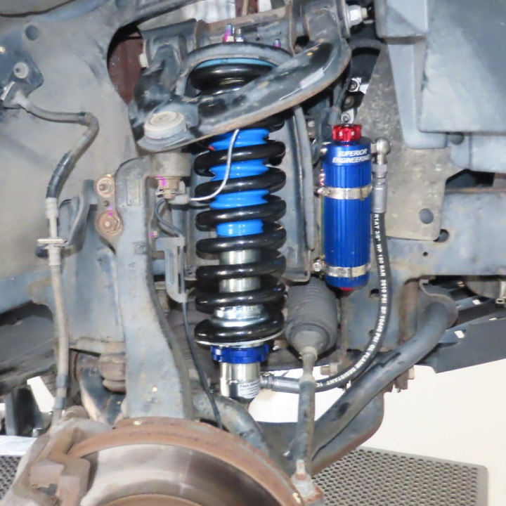 Front Left Nitro Coilover, Superior Engineering 2.0 Reservoir Adjustable Lift 2-4 Inch, Ford Ranger 2011 - 2018 - EDK.ro