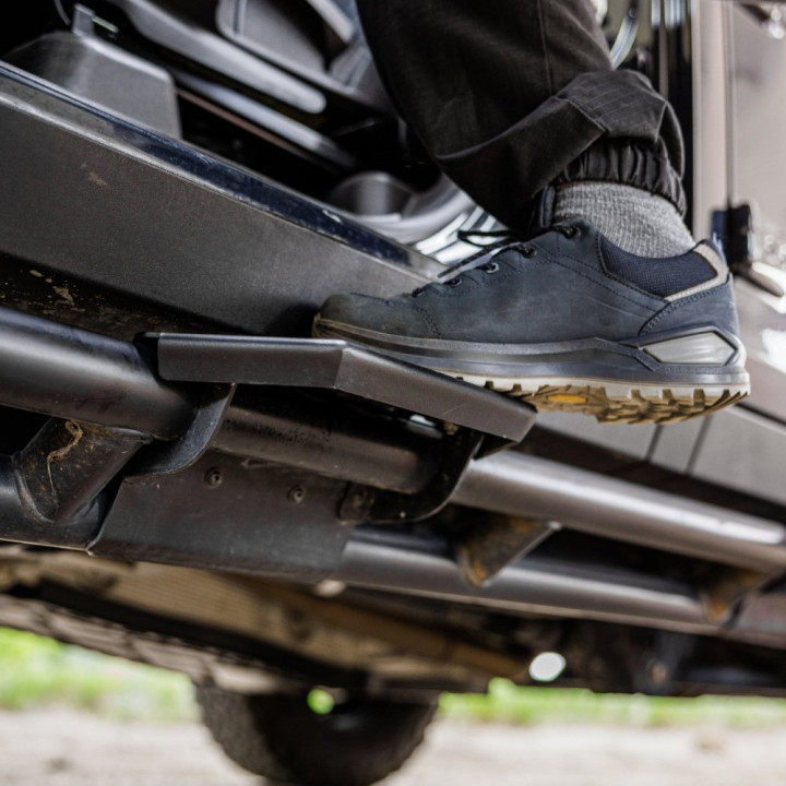 Side Steps, Bison Gear, Ineos Grenadier 2023 - Present - EDK.ro