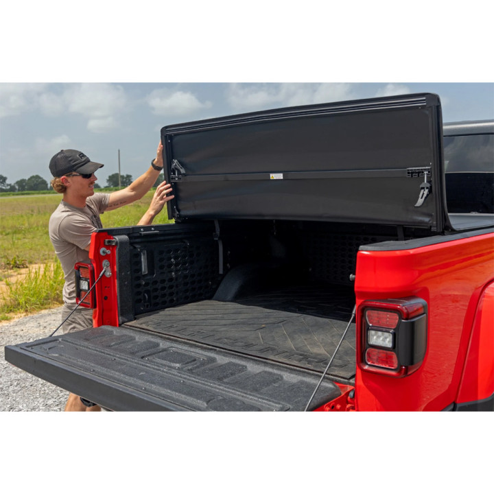 Soft Top Tonneau Bed Cover, Rough Country Tri-Fold, Chevrolet Colorado / GMC Canyon Bed Length 5.0 Feet 2014 - Present - EDK.ro