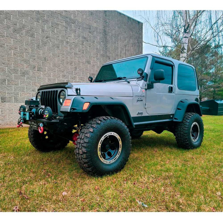 Kit Suspensie de Ridicare Overland+, Clayton Off Road Lift 4 Inch, Jeep Wrangler 1997 - 2006 - EDK.ro