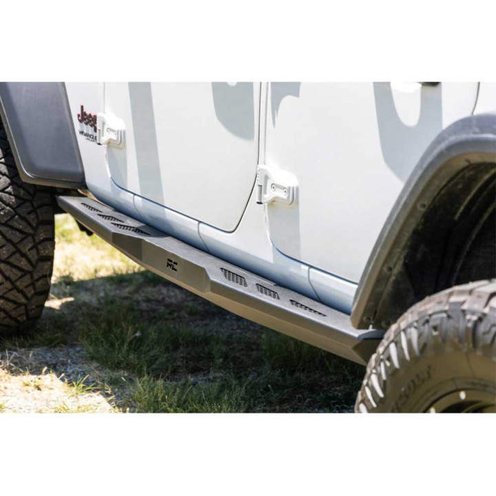 Side Steps, Rough Country Rock Sliders, Jeep Wrangler 2018 - Present - EDK.ro