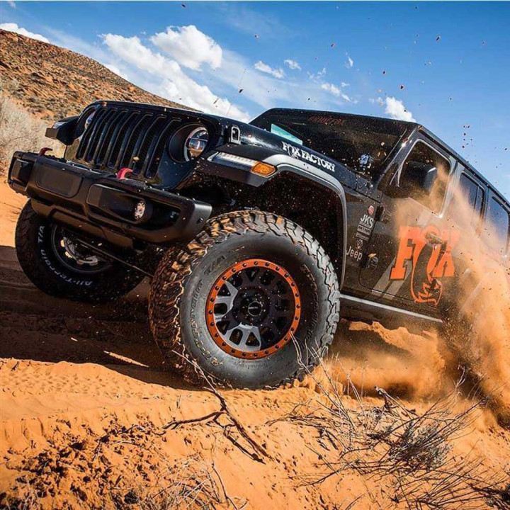 Set Amortizoare, FOX Factory Performance 2.0 IFP Rezervor Lift 2-3 Inch, Jeep Wrangler 2018 - Prezent - EDK.ro