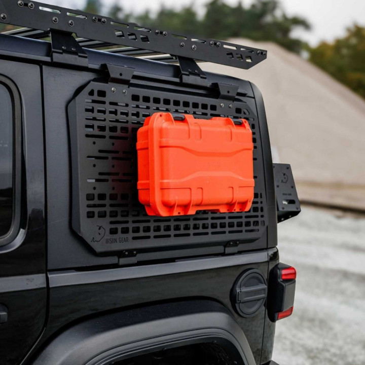 Panou MOLLE Extern Stâng, Bison Gear, Jeep Wrangler 2018 - Prezent - EDK.ro