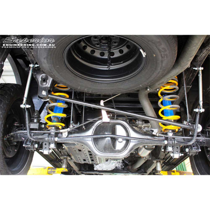 Bielete Bară Stabilizatoare Spate, Superior Engineering Lift 0-2 Inch, Nissan Navara 2015 - 2022 - EDK.ro