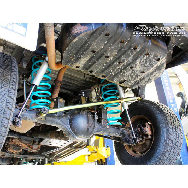 Rear Track Bar Adjustable, Superior Engineering Lift 0-6 Inch, Nissan Patrol 1988 - 1997 - EDK.ro