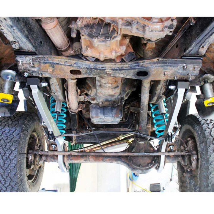 Rear Control Arm Drop Boxes, Superior Engineering Lift 3-5 Inch, Nissan Patrol 1988 - 2016 - EDK.ro
