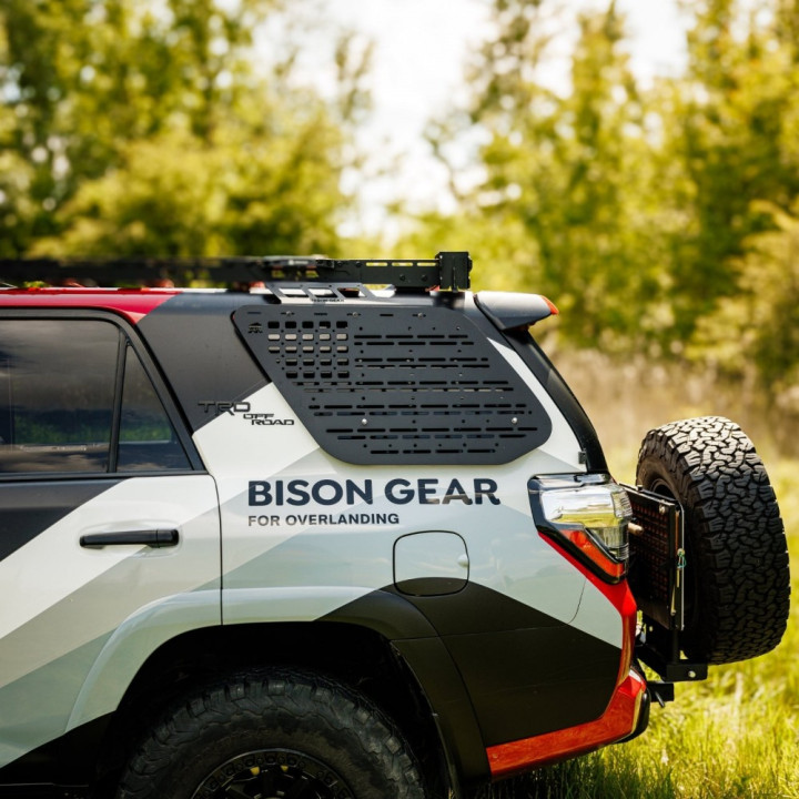 Panou MOLLE Extern Drept, Bison Gear, Toyota 4Runner 2010 - 2024 - EDK.ro