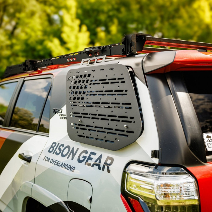 Panou MOLLE Extern Drept, Bison Gear, Toyota 4Runner 2010 - 2024 - EDK.ro