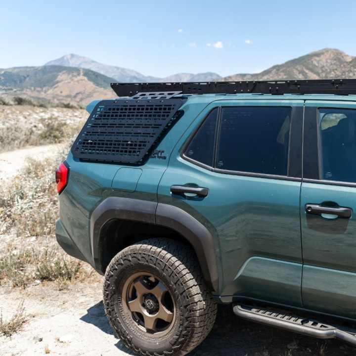 Panou Molle Extern din Partea Dreaptă, Bison Gear, Toyota 4Runner 2025 - Prezent - EDK.ro