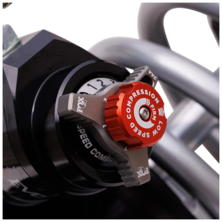 Suspensie Sport Reglabilă Față Nitro, FOX Factory Performance Elite 2.5 Rezervor Reglabil DSC EVO Lift 1.5-3 Inch, Toyota 4Runner / Land Cruiser 250 2024 - Prezent - EDK.ro