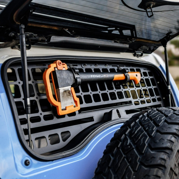 Panou MOLLE pentru Geam Spate, Bison Gear, Toyota FJ Cruiser 2006 - 2023 - EDK.ro