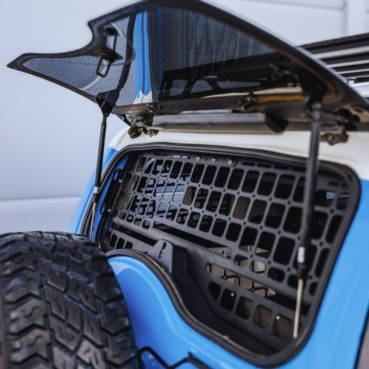 Panou MOLLE pentru Geam Spate, Bison Gear, Toyota FJ Cruiser 2006 - 2023 - EDK.ro