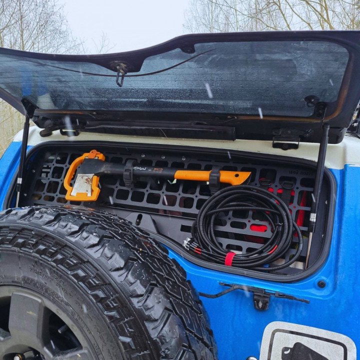 Panou MOLLE pentru Geam Spate, Bison Gear, Toyota FJ Cruiser 2006 - 2023 - EDK.ro
