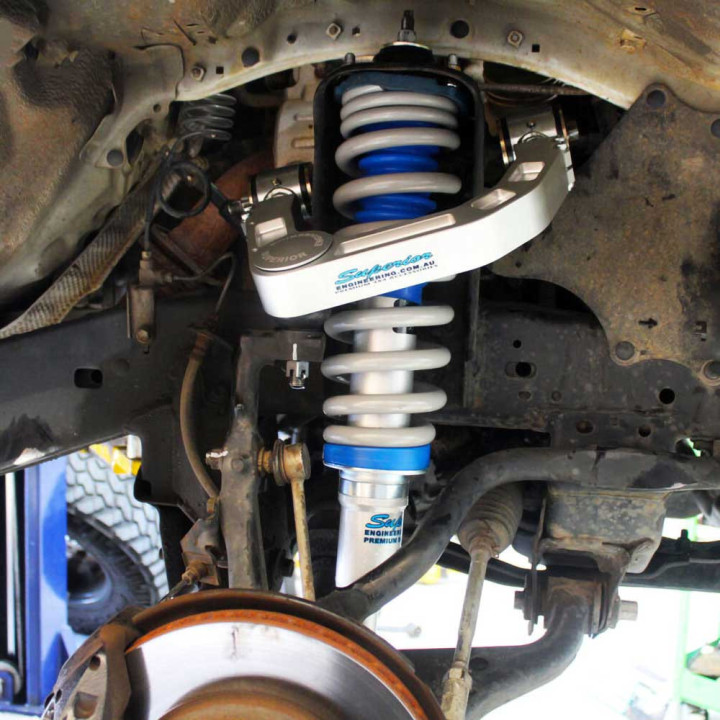 Upper Control Arm Kit, Superior Engineering Lift 0-6 Inch, Toyota Hilux 2005 - 2025 - EDK.ro