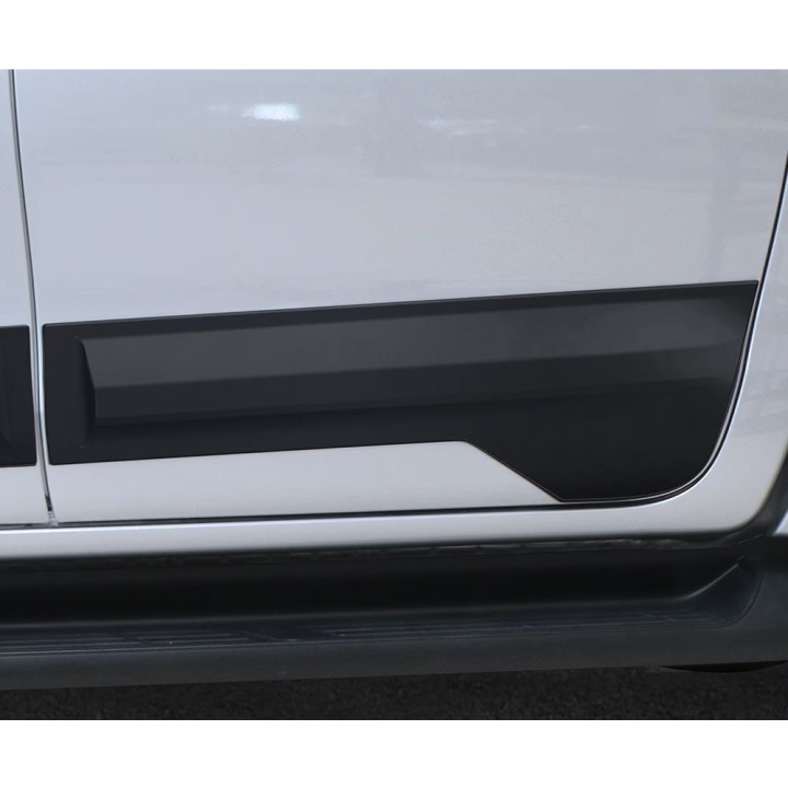 Set Bandouri Portiere, Air Design, Toyota Hilux 2015 - 2025 - EDK.ro