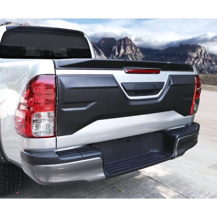 Aplicație Hayon, Air Design, Toyota Hilux 2015 - 2025 - EDK.ro