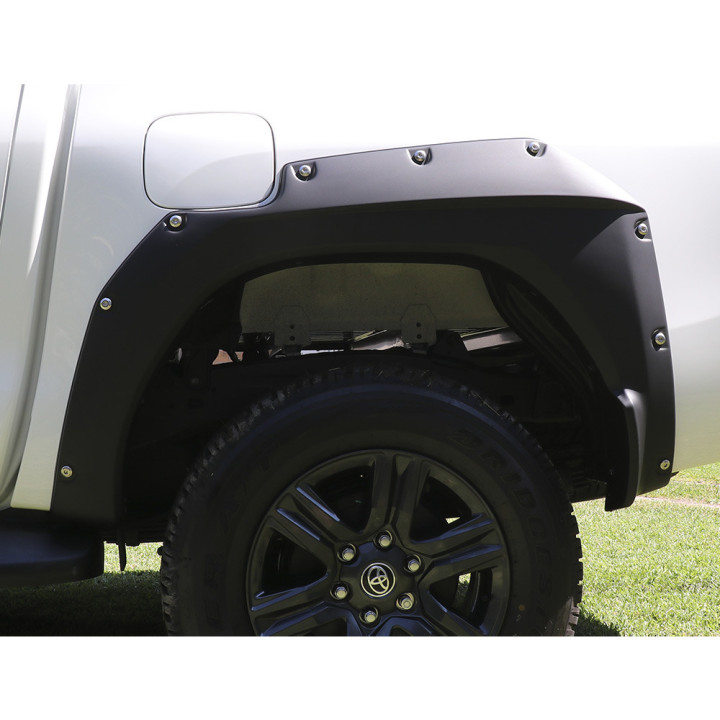 Extensii Aripi Față și Spate, Air Design Super Bolt SR/Diesel AT, Toyota Hilux 2020 - 2025 - EDK.ro