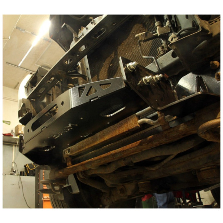 Placă de Montare Ascunsă pentru Troliu, MorE 4x4, Toyota Land Cruiser 200 2007 - 2021 - EDK.ro