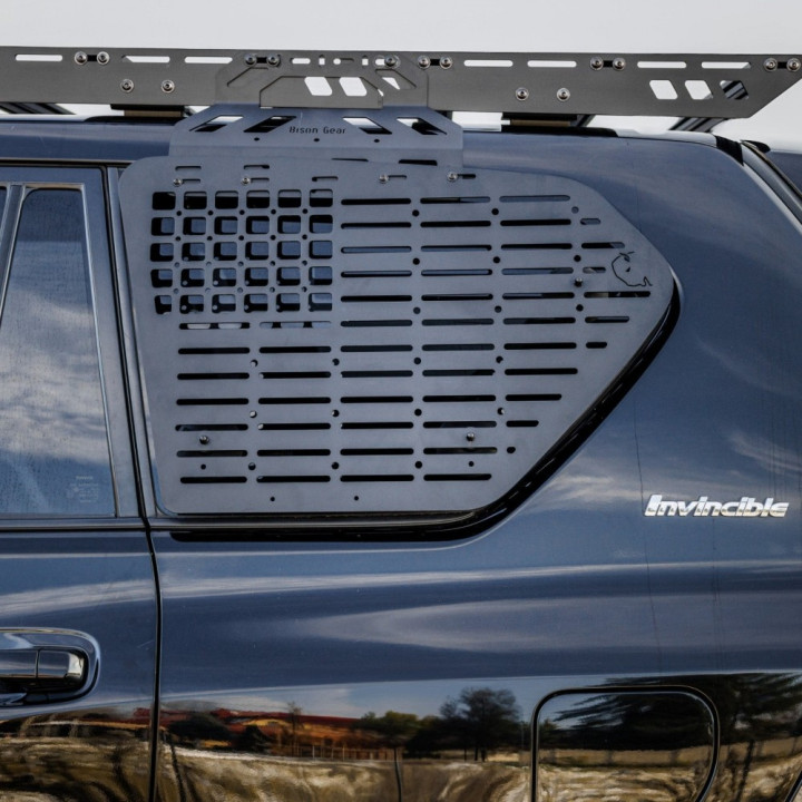 Panou MOLLE Extern Stâng, Bison Gear, Toyota Land Cruiser 2009 - 2023 - EDK.ro