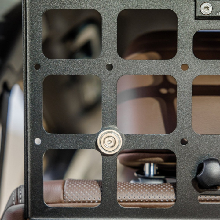 Barieră Mobilă de Marfă, Bison Gear, Toyota Land Cruiser 250 2024 - Prezent - EDK.ro