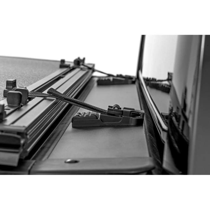 Lid Tonneau Bed Cover, Rough Country Tri-Fold, Toyota Tacoma Bed Length 6.0 Feet 2014 - Present - EDK.ro