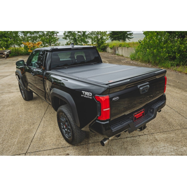 Lid Tonneau Bed Cover, Rough Country Tri-Fold, Toyota Tacoma Bed Length 6.0 Feet 2014 - Present - EDK.ro