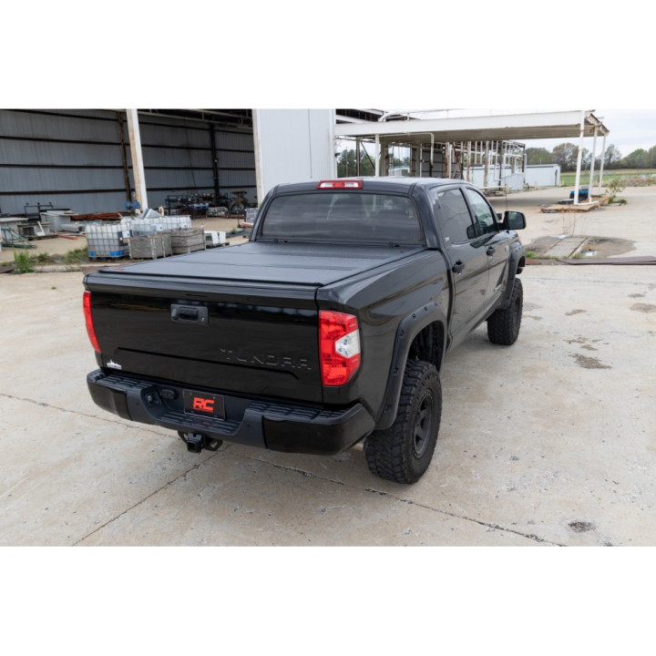 Închidere de Benă Tip Capac, Rough Country Tri-Fold, Chevrolet Colorado / GMC Canyon Lungime Benă 5.7 Feet 2014 - 2101 - EDK.ro