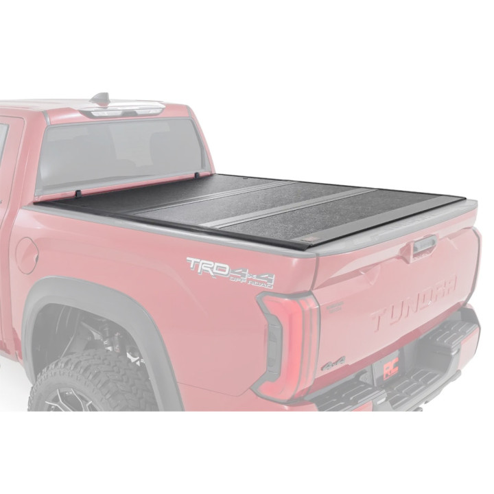 Închidere de Benă Tip Capac, Rough Country Tri-Fold, Chevrolet Colorado / GMC Canyon Lungime Benă 5.7 Feet 2014 - 2102 - EDK.ro