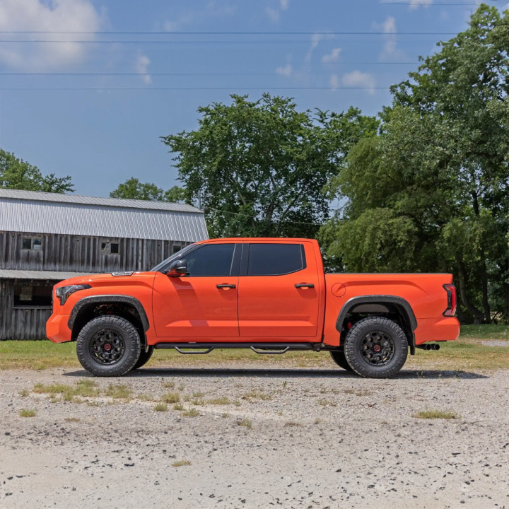 Suspension Lift Kit Trd Pro Series, Rough Country Lift 2.5 Inch, Toyota Tundra 2022 - Present - EDK.ro