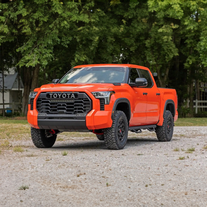 Kit Suspensie de Ridicare Trd Pro Series, Rough Country Lift 2.5 Inch, Toyota Tundra 2022 - Prezent - EDK.ro