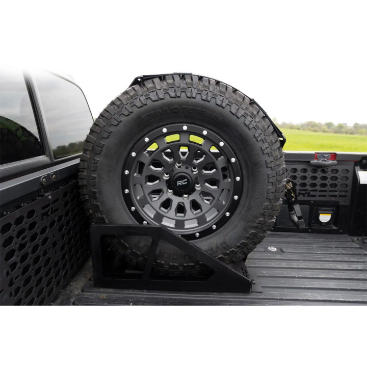 Bed Mounted Spare Tire Carrier, Rough Country - EDK.ro