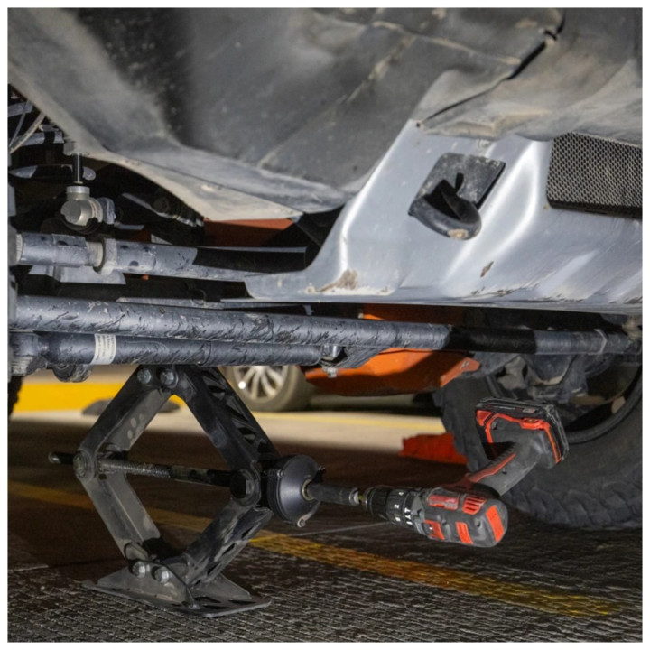 Cric Universal Tip Foarfecă Rezistent 3100 kg de la, Agile Offroad - EDK.ro
