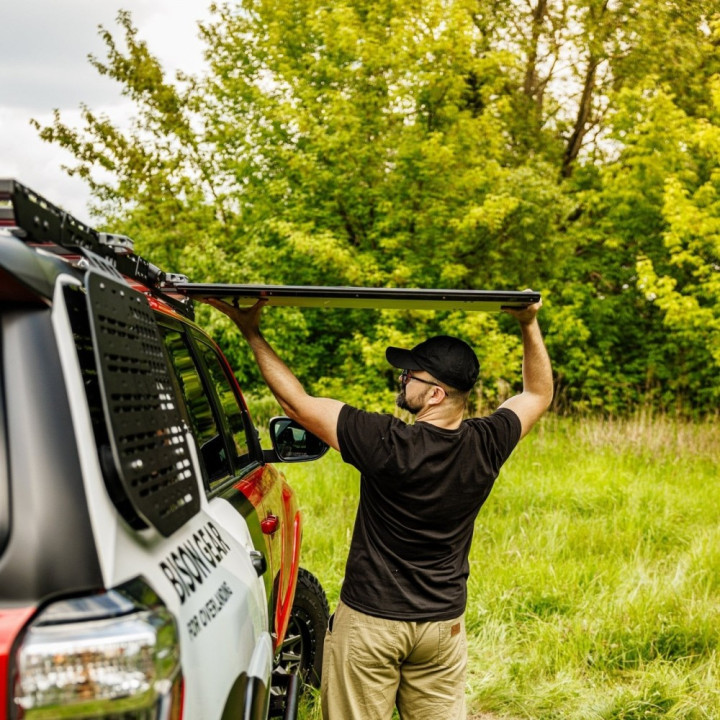 Masă de Camping OX PRO pentru Portbagaj Sub Plafon, Bison Gear - EDK.ro