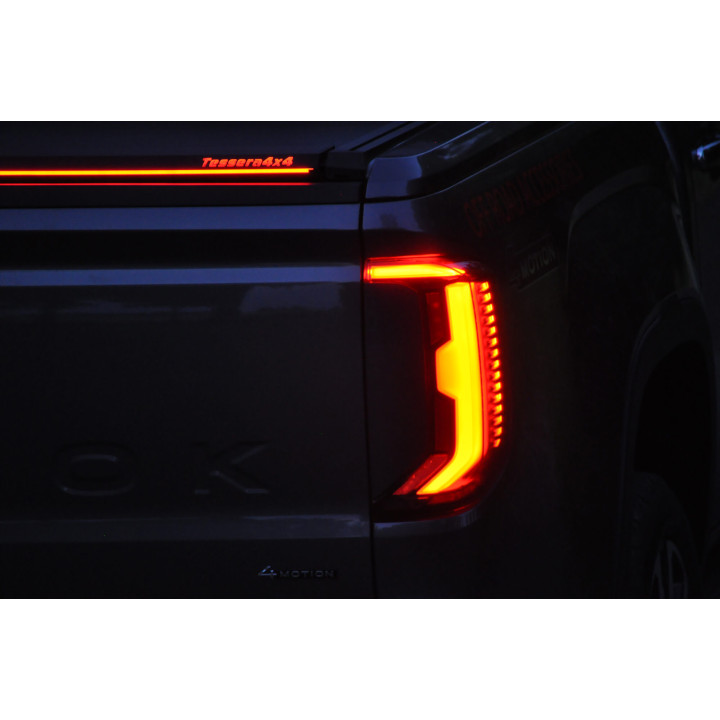 Electronically Assisted Roll Top Tonneau Bed Cover, Tessera 4x4 Roll+, Volkswagen Amarok Lifestyle 2023 - Present - EDK.ro