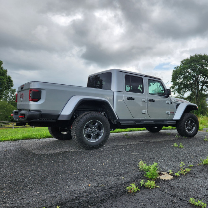 Kit Suspensie de Ridicare Premium, Clayton Off Road Lift 1.5 Inch - EDK.ro
