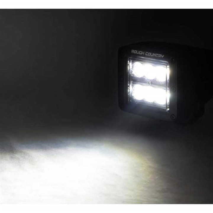 Lumini LED Pătrate Cree cu Fascicul Spot de 2 Inch, Rough Country Negru Series - EDK.ro