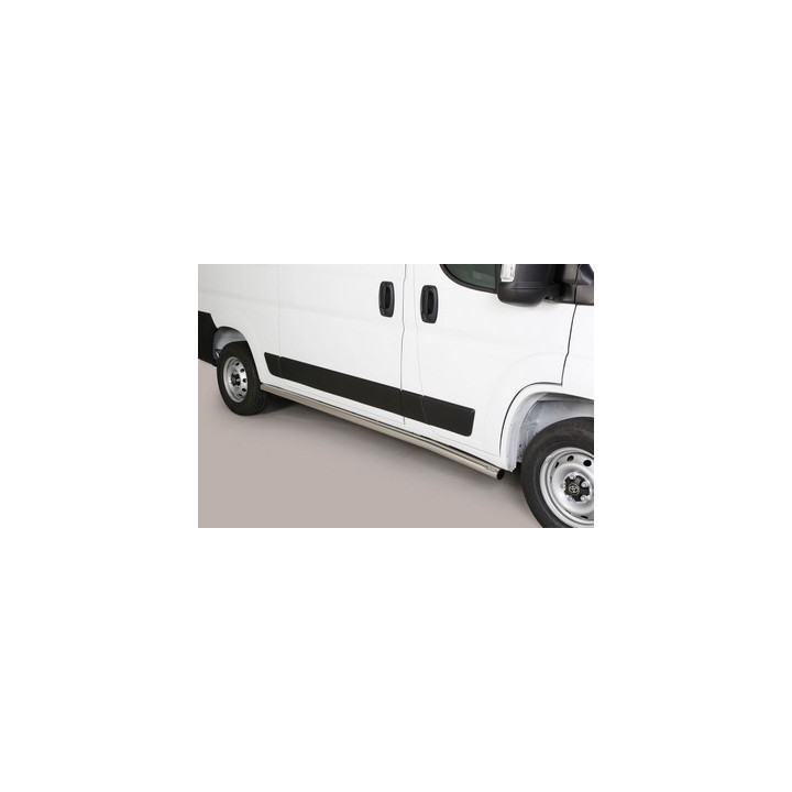 Praguri Laterale, Misutonida 4x4 Short Sidesteps, Culoare Argintiu, Toyota Proace City Max 2024 - Prezent - EDK.ro