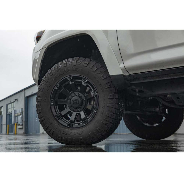Jantă de Aluminiu, XD Series XD852 GAUNTLET, 17x9.0, ET 0, 6x135 / 6x139.7, 106.1, Negru - EDK.ro