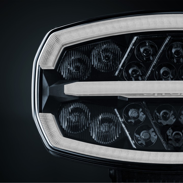 EC Approved LED Projector, Strands Firefly One - EDK.ro