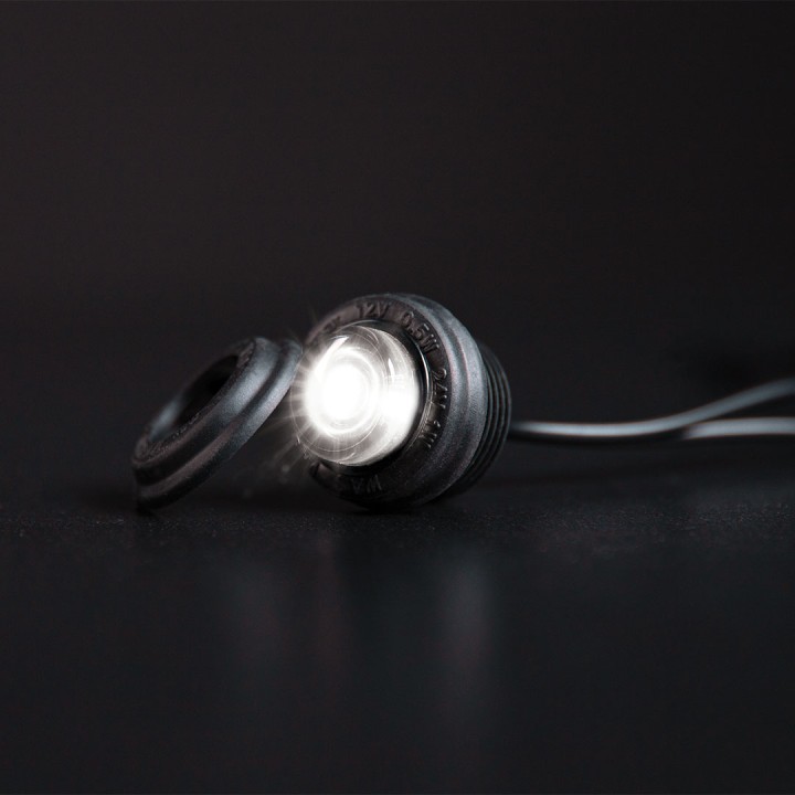 Proiector LED Omologat Pentru Poziții, Strands Freedom Black Raven - EDK.ro