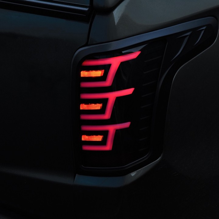 Stopuri LED, Predator Dynamic, Fiat Fullback Cabină Dublă 2016 - 2019 - EDK.ro
